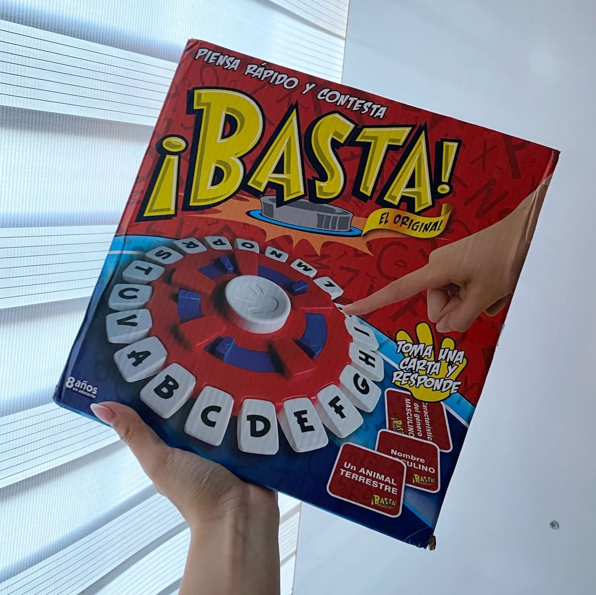 Basta – El Juego de Palabras Rápidas VIral del 2025