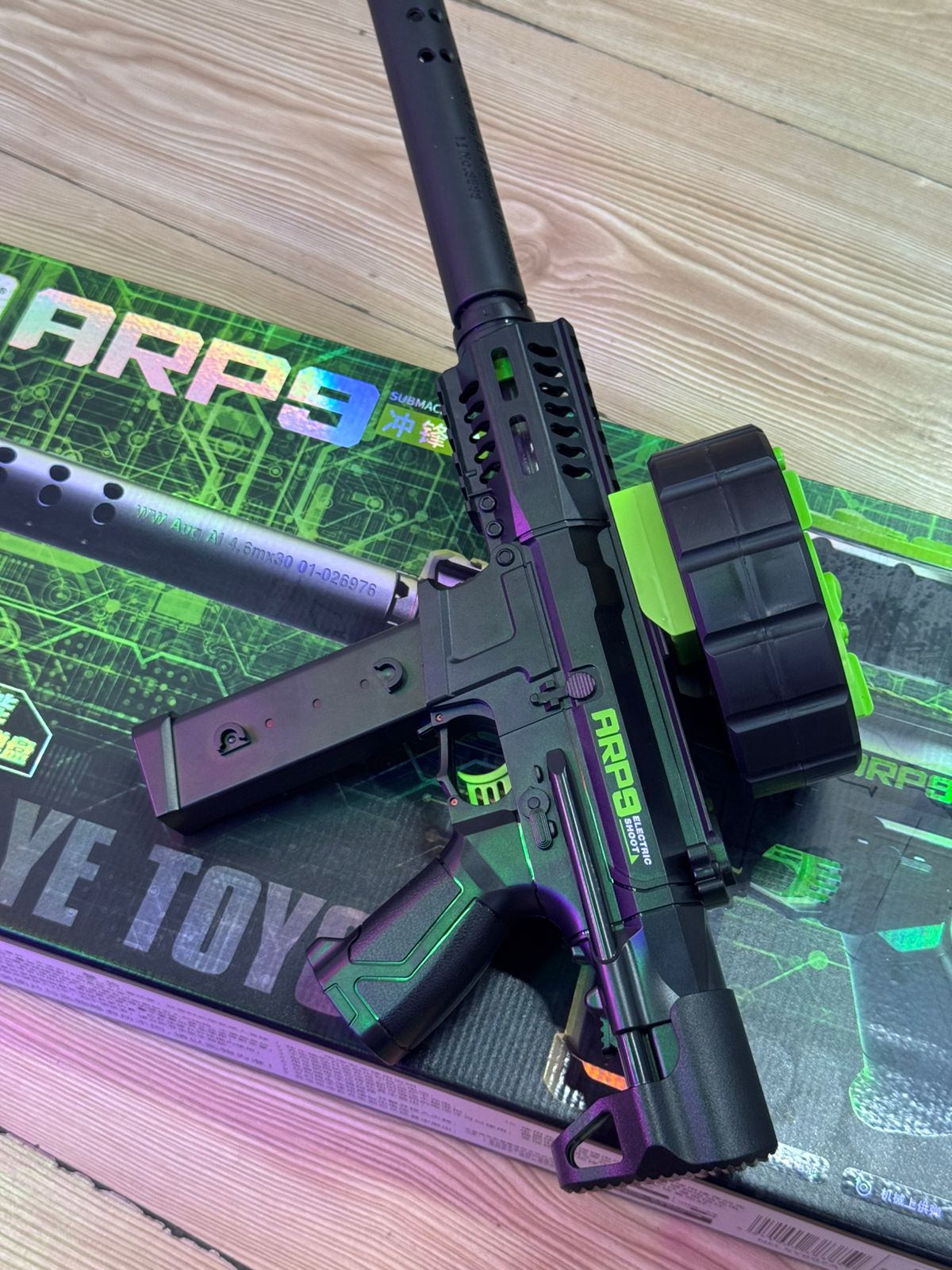 Subfusil de Juguete ARP9 Eléctrico con Cargador de Tambor, Full Equipado para la Máxima Diversión