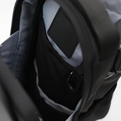Bolso Deportivo Magnético con Múltiples Compartimentos