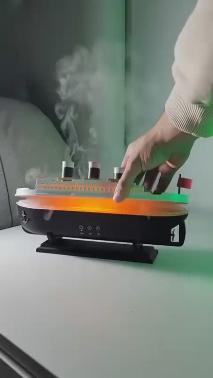 Humidificador Ultrasónico Barco con Anillo de Humo y Luz LED, Difusor de Aroma Modelo Titanic